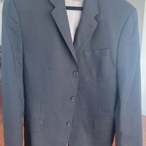 Classy suit jacket for the perfect night out